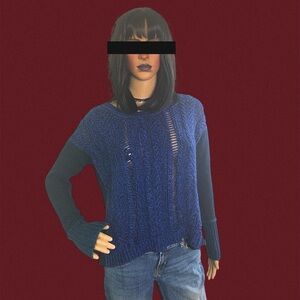 3/$25 American Eagle blue knit sweater